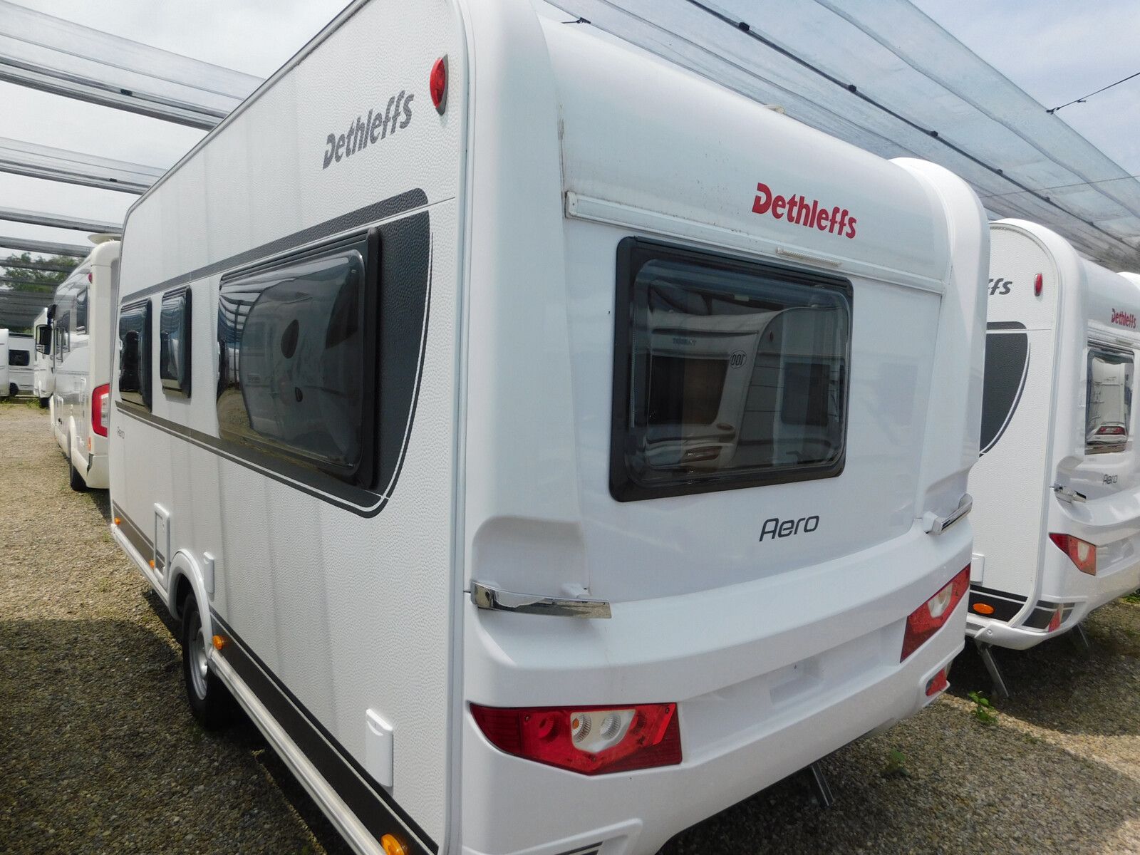 Fahrzeugabbildung Dethleffs Aero 410 QS Auflastung, Dusch und Touring Paket