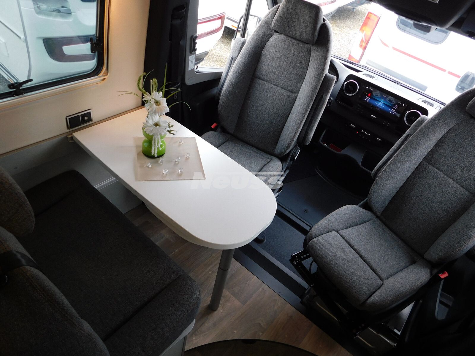 Fahrzeugabbildung HYMER / ERIBA / HYMERCAR Free S 600 Dieselheizung