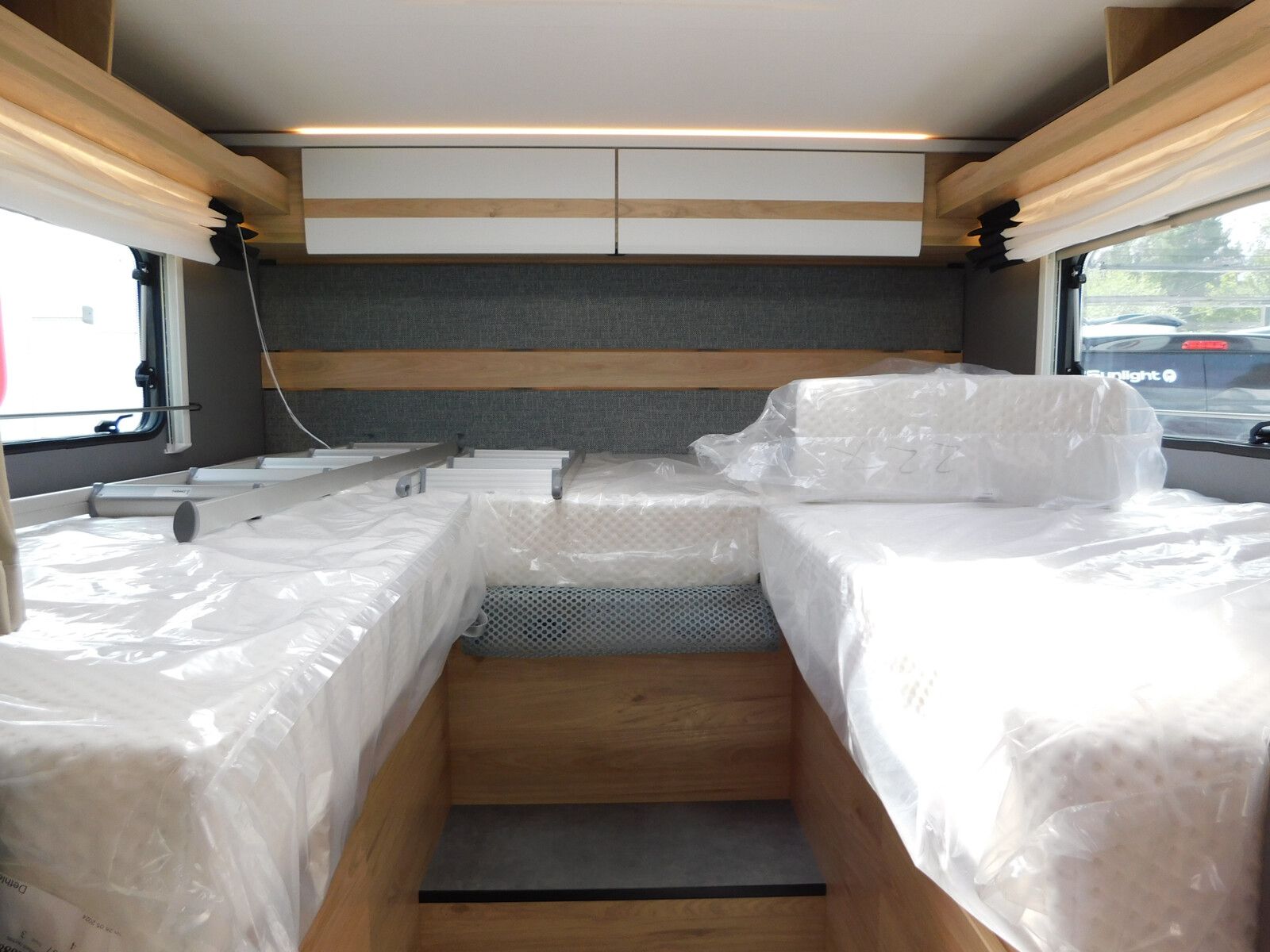 Fahrzeugabbildung Dethleffs Just Camp T 7052 EB Winterpaket, Hubbett, isofix