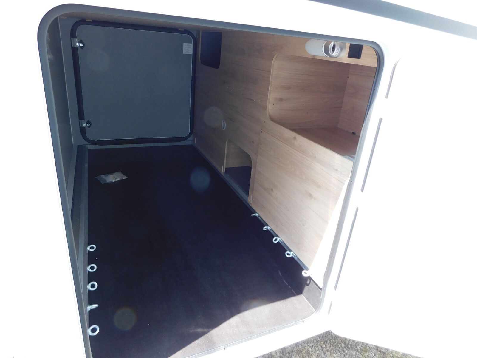 Fahrzeugabbildung Dethleffs Just Camp T 7052 EB Winterpaket, Hubbett, isofix