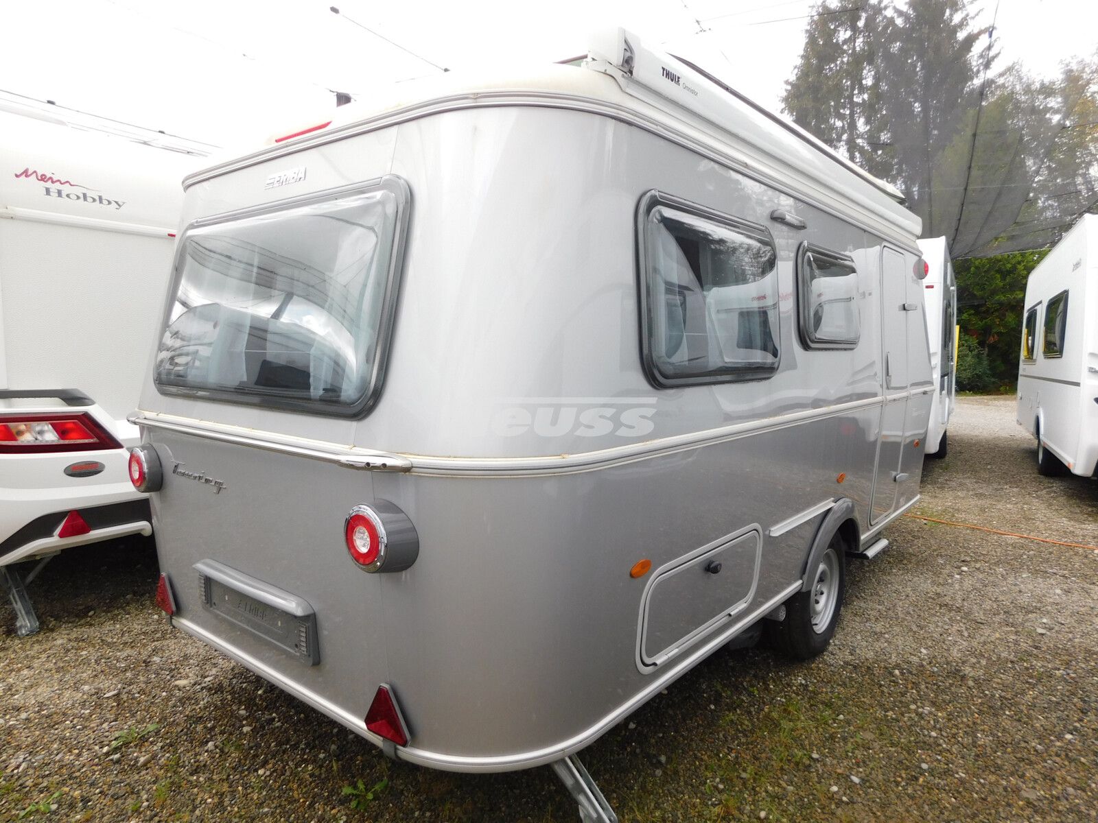 Fahrzeugabbildung HYMER / ERIBA / HYMERCAR Eriba Touring 560 Mover,1400Kg,Markise,95AH-Aut.
