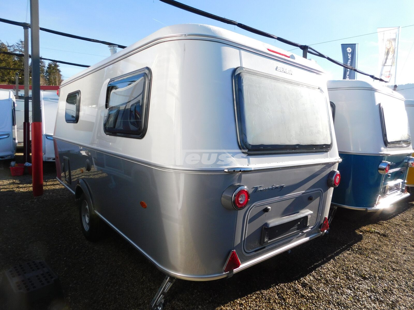 Fahrzeugabbildung HYMER / ERIBA / HYMERCAR Eriba Touring 530 1500Kg,Markise,Chrom,12V Geblä