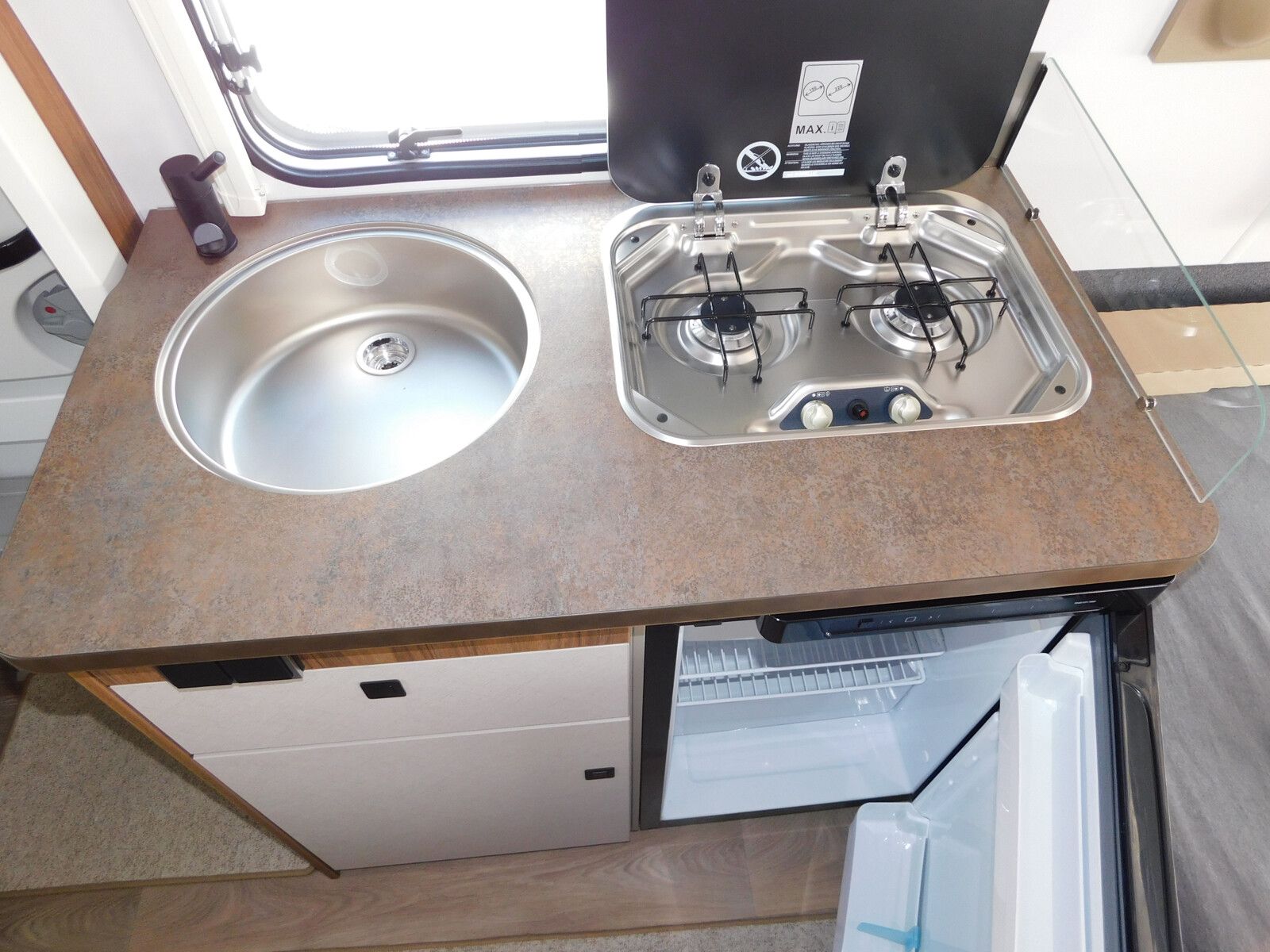 Fahrzeugabbildung HYMER / ERIBA / HYMERCAR Eriba Touring 542 Markise, Heckklappe, 1500Kg