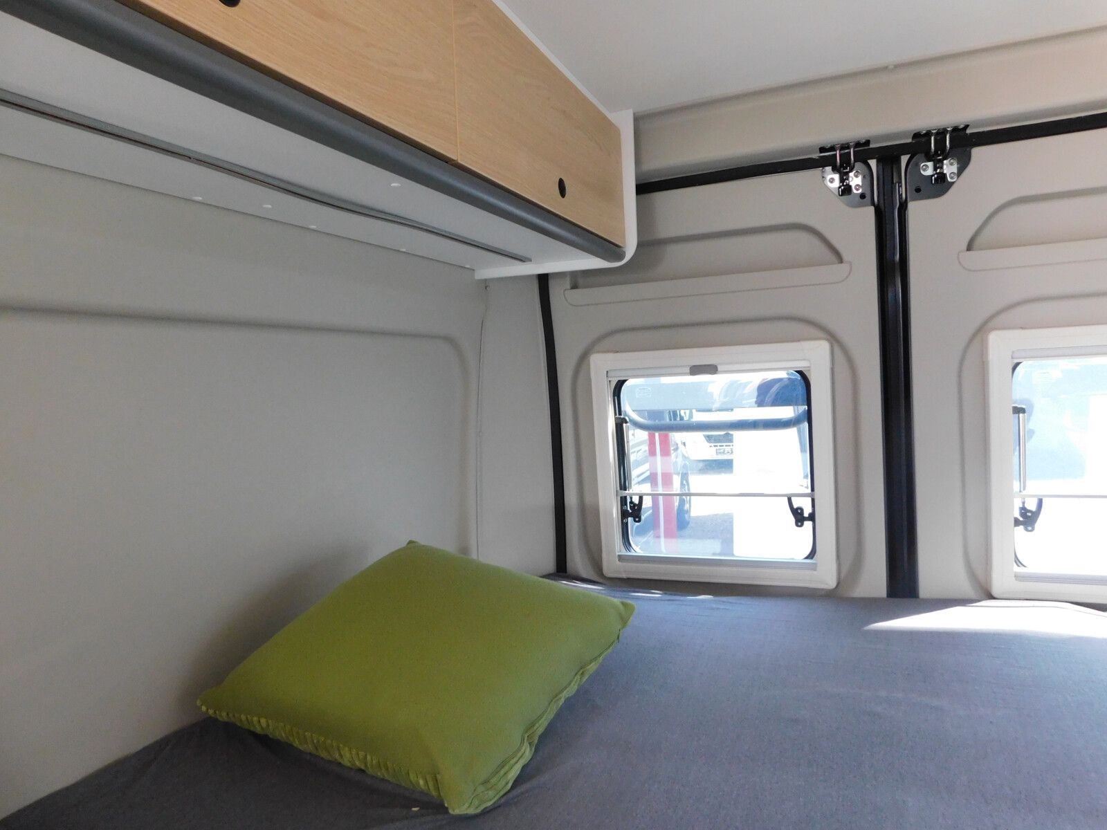 Fahrzeugabbildung Sunlight Cliff XX 600 Combi4D, Digital-Pkt, Chassis-Pkt