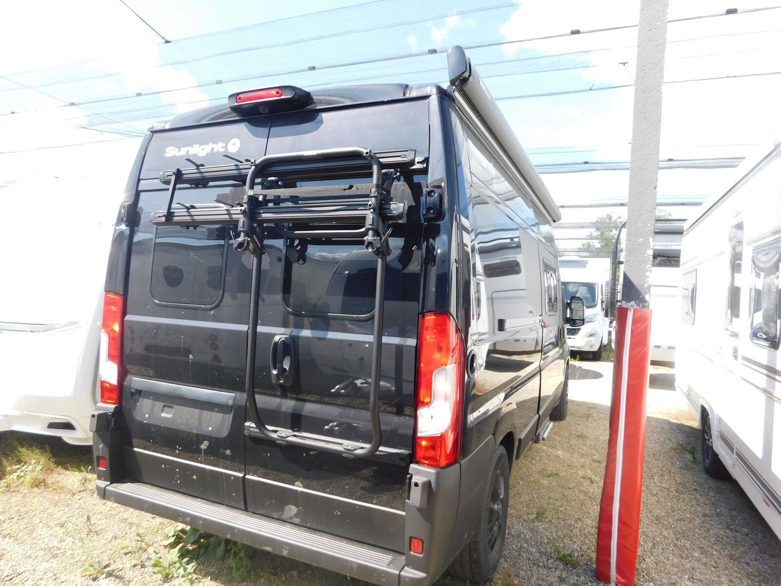 Fahrzeugabbildung Sunlight Cliff XX 600 Combi4D, Digital-Pkt, Chassis-Pkt