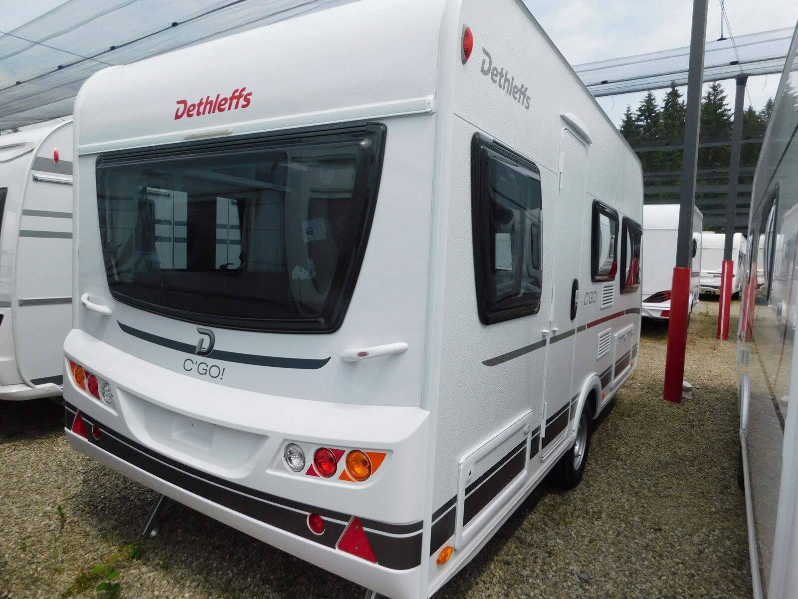 Fahrzeugabbildung Dethleffs c-go 415 QL Bugfenster, 650 Kg Zuladung !
