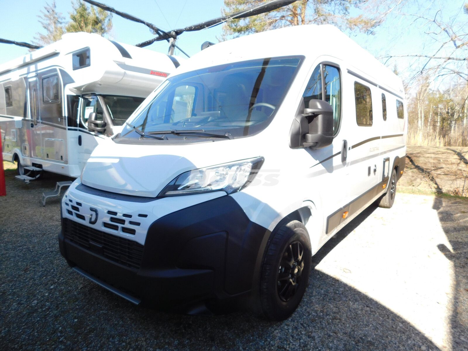 Fahrzeugabbildung Dethleffs Globetrail 640 HR Digital-Paket, zus. Bett unten