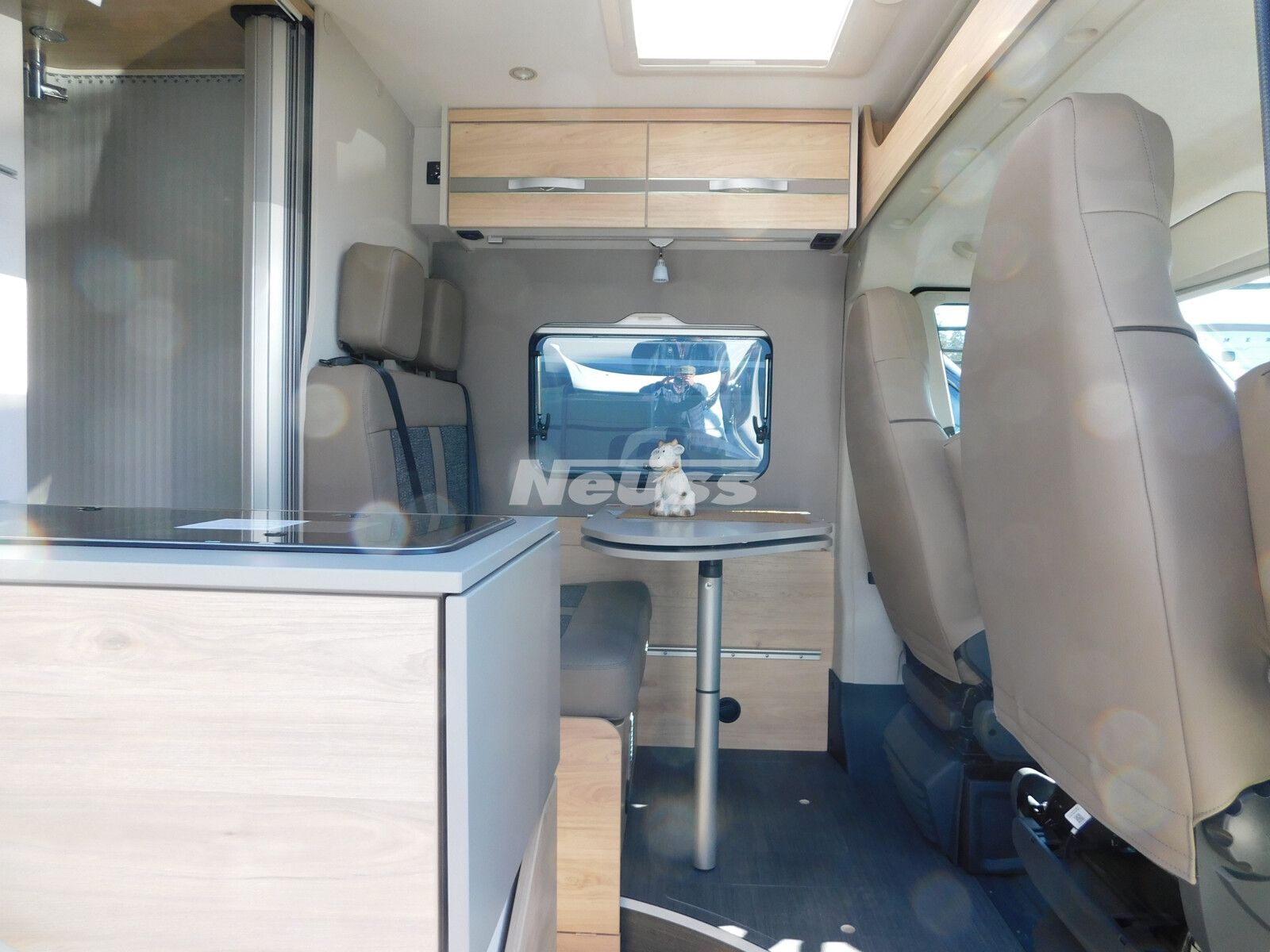 Fahrzeugabbildung Dethleffs Globetrail 640 HR Digital-Paket, zus. Bett unten