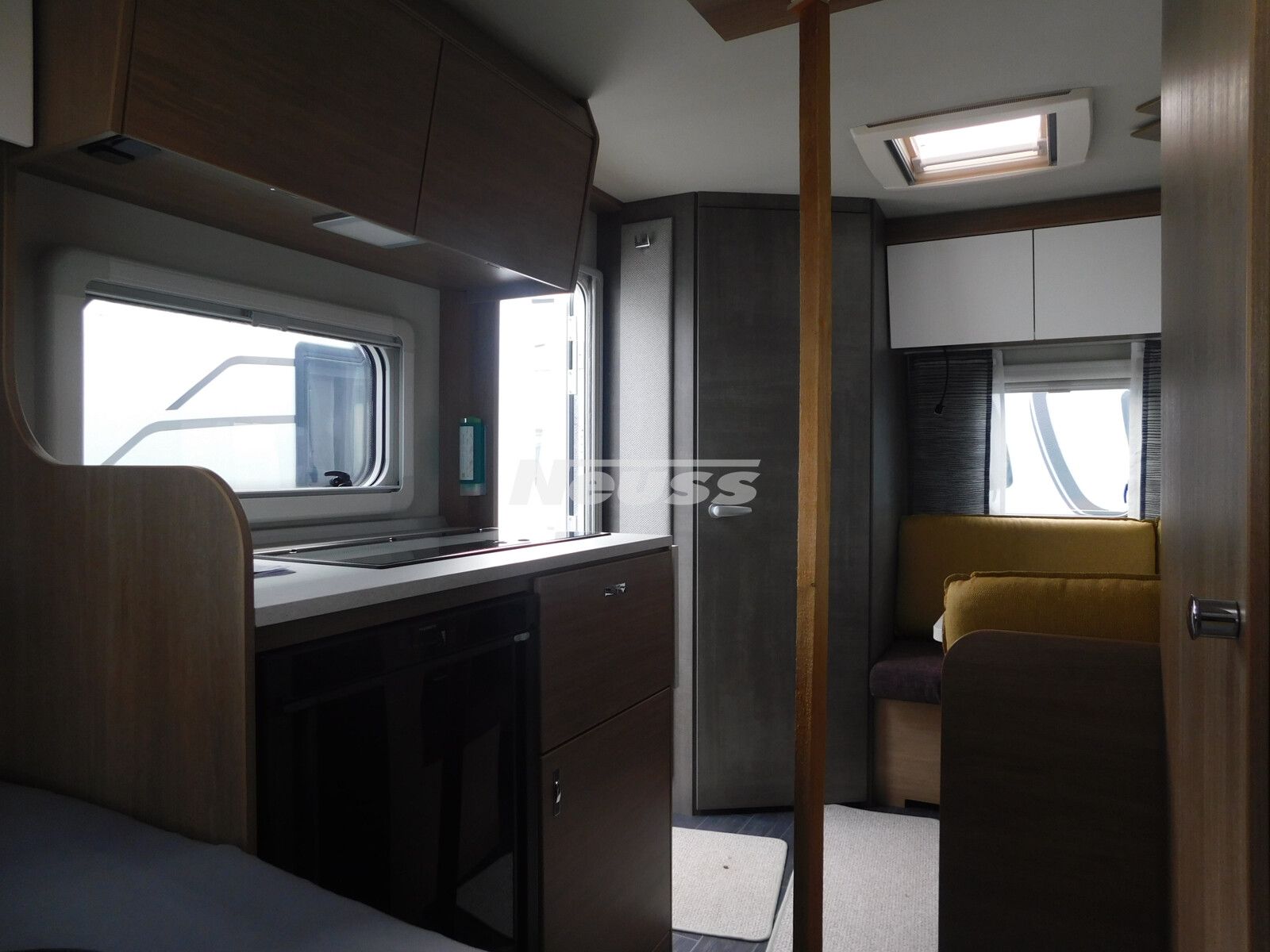 Fahrzeugabbildung Tabbert Senara 400 QD 2.3 Licht / Premium Interieur Pake