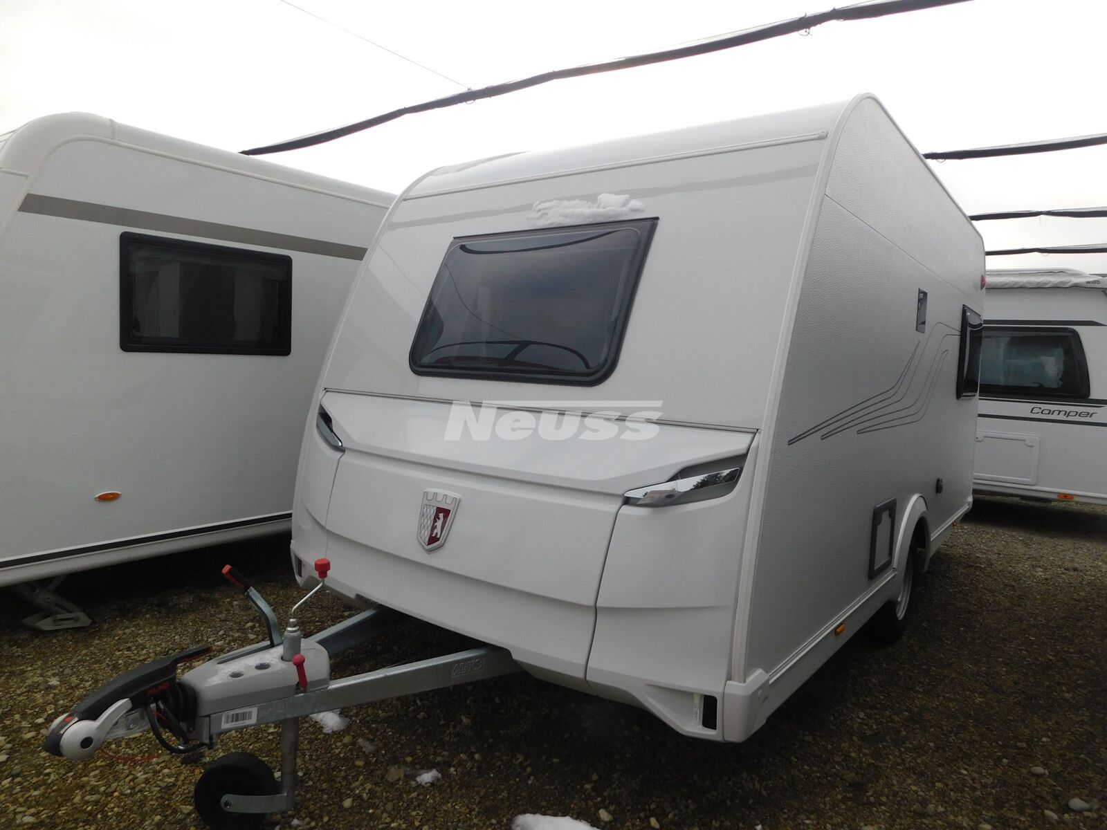 Fahrzeugabbildung Tabbert Senara 400 QD 2.3 Licht / Premium Interieur Pake