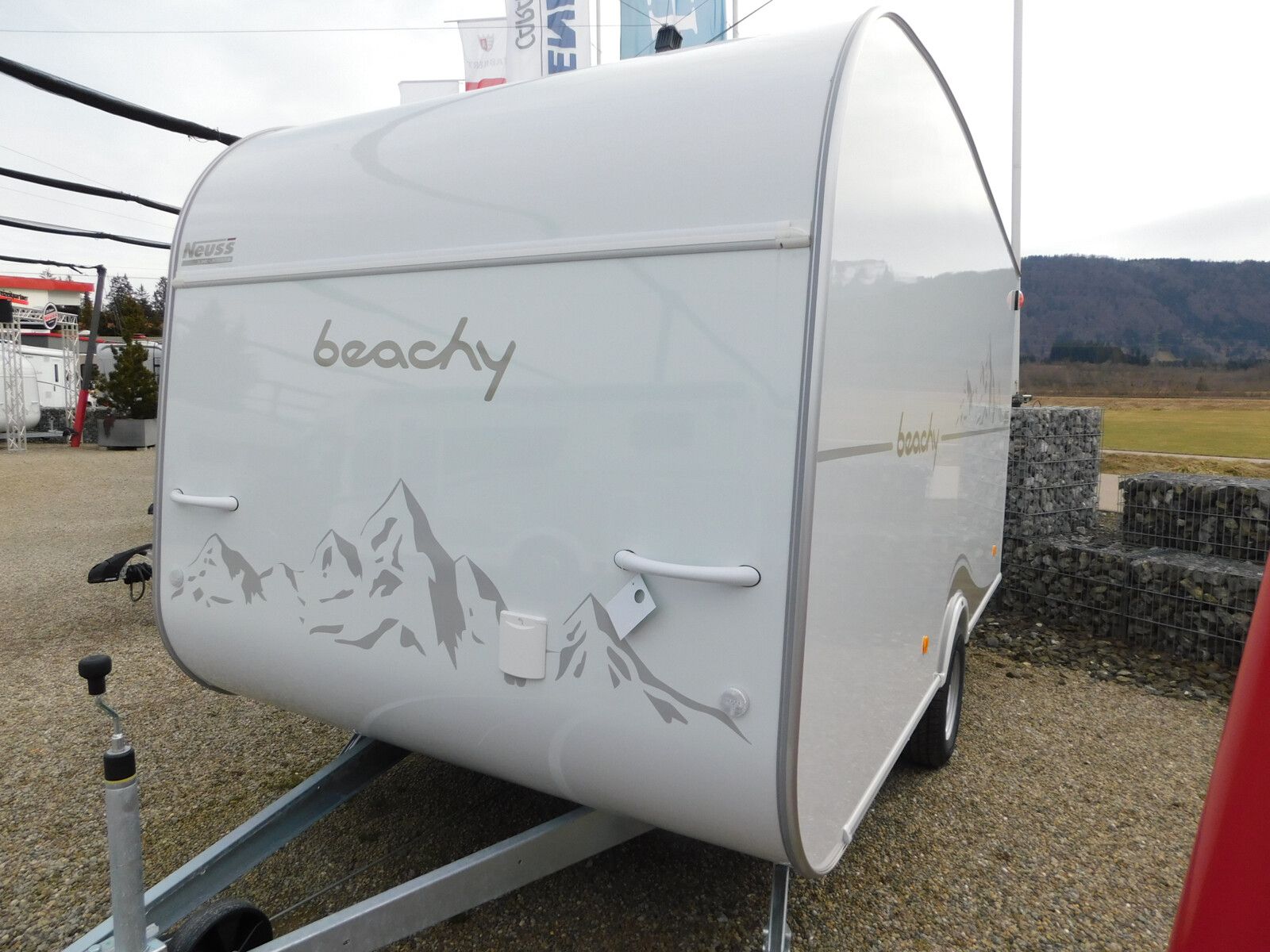 Fahrzeugabbildung Hobby Beachy 420 Neuss-Edition