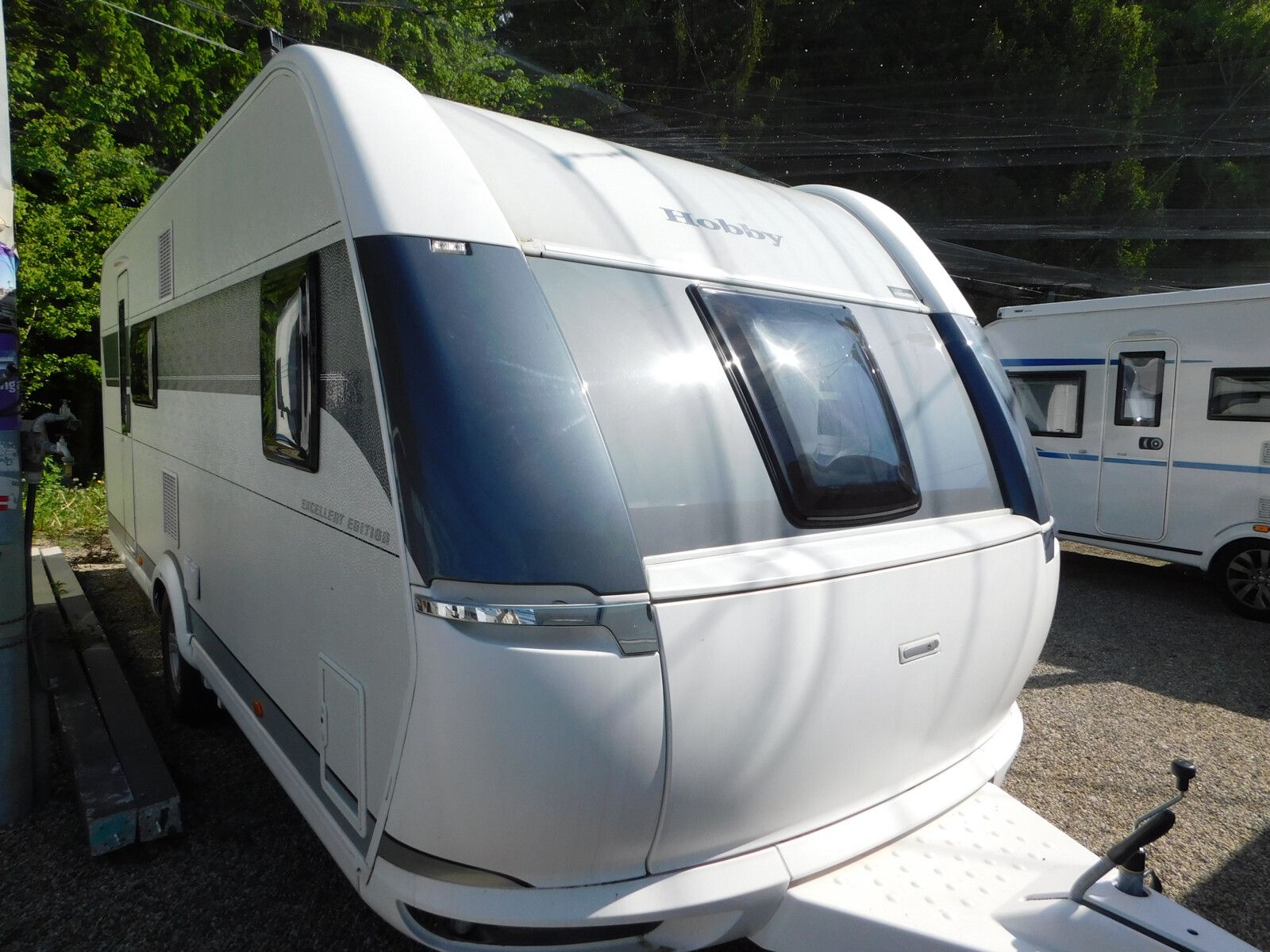 Fahrzeugabbildung Hobby Excellent Edition 560 KMFe Klima, Mover, Autark