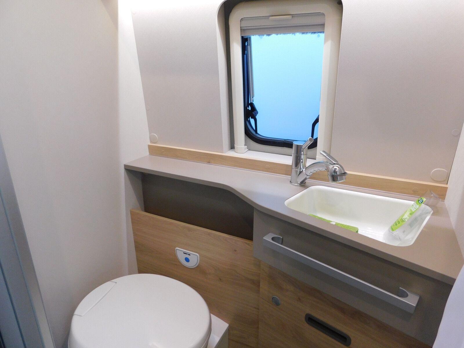 Fahrzeugabbildung Dethleffs Globetrail 640 EK Fiat