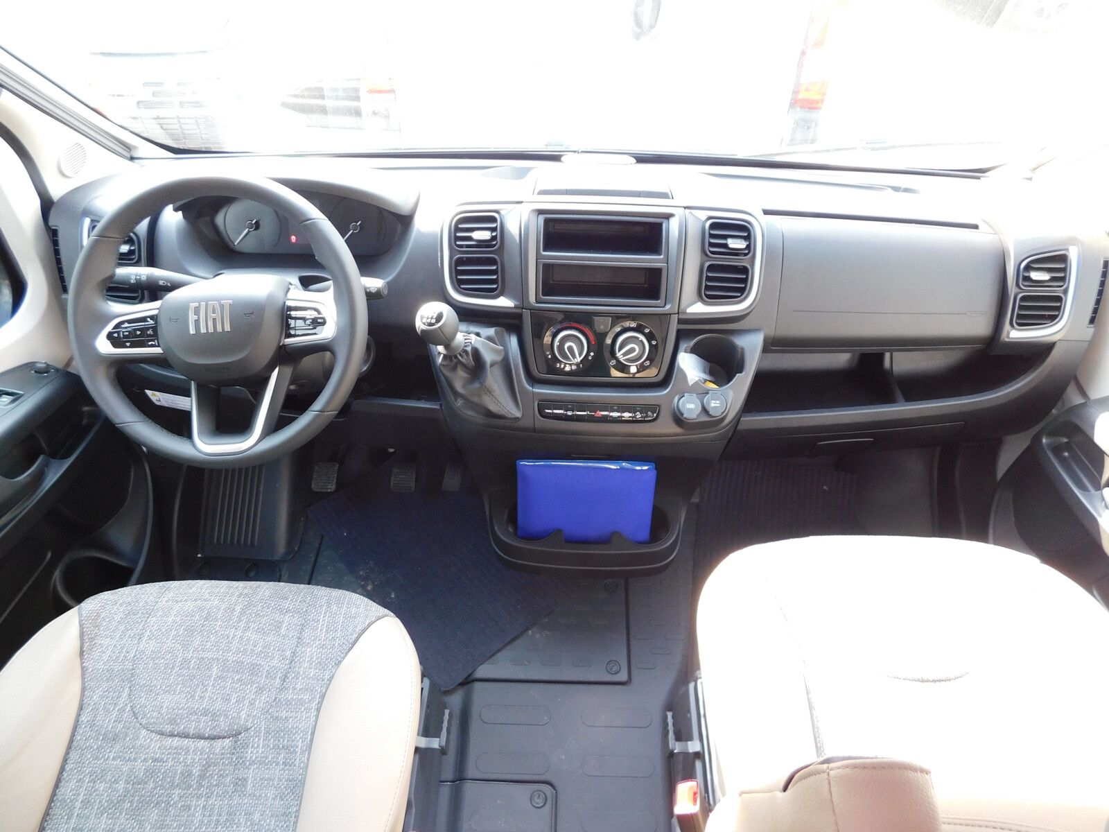 Fahrzeugabbildung Dethleffs Globetrail 640 EK Fiat