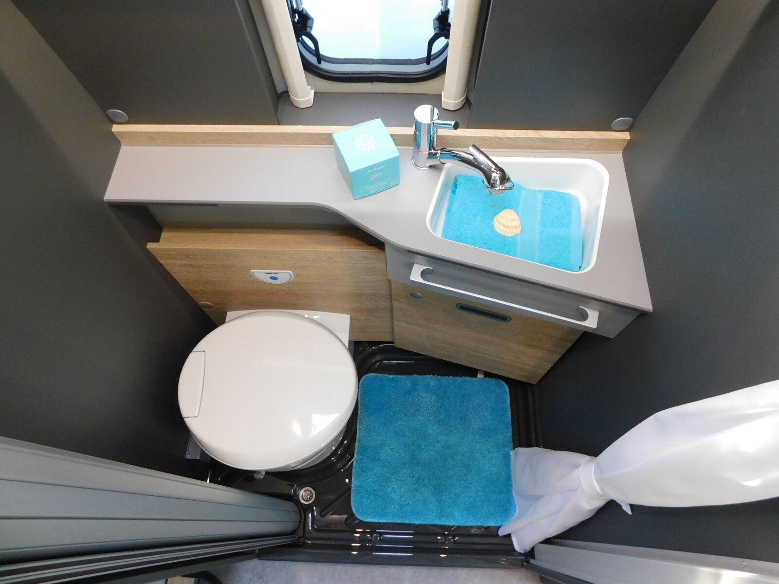 Fahrzeugabbildung Dethleffs Globetrail 640 EK Fiat