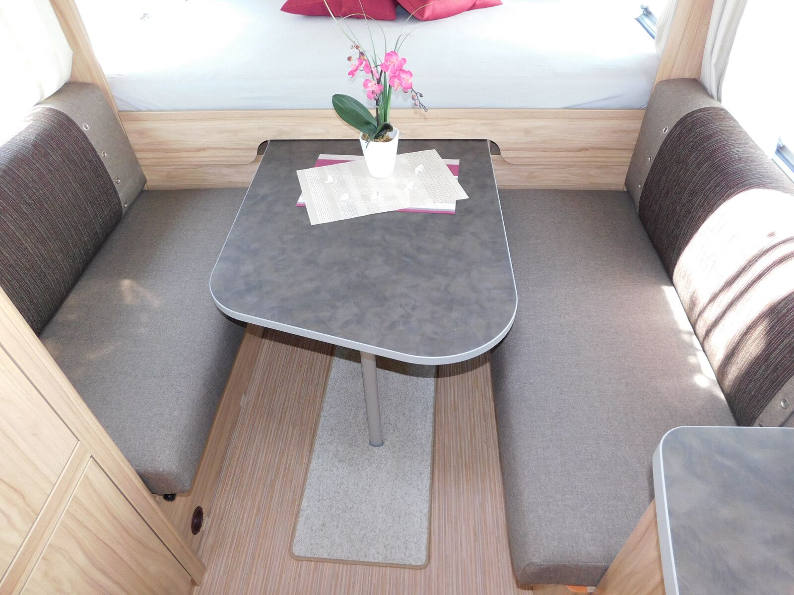 Fahrzeugabbildung HYMER / ERIBA / HYMERCAR Eriba Feeling 515 Combi4, Auflastung, Schlafdach