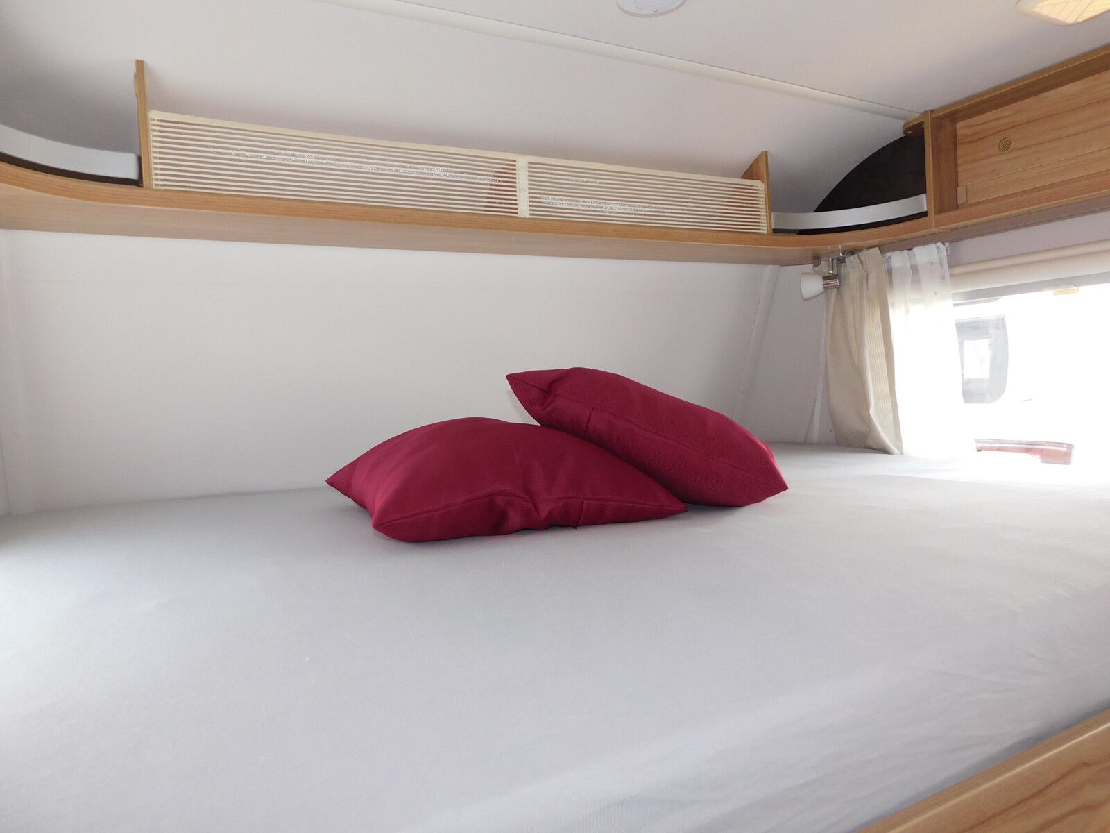 Fahrzeugabbildung HYMER / ERIBA / HYMERCAR Eriba Feeling 515 Combi4, Auflastung, Schlafdach