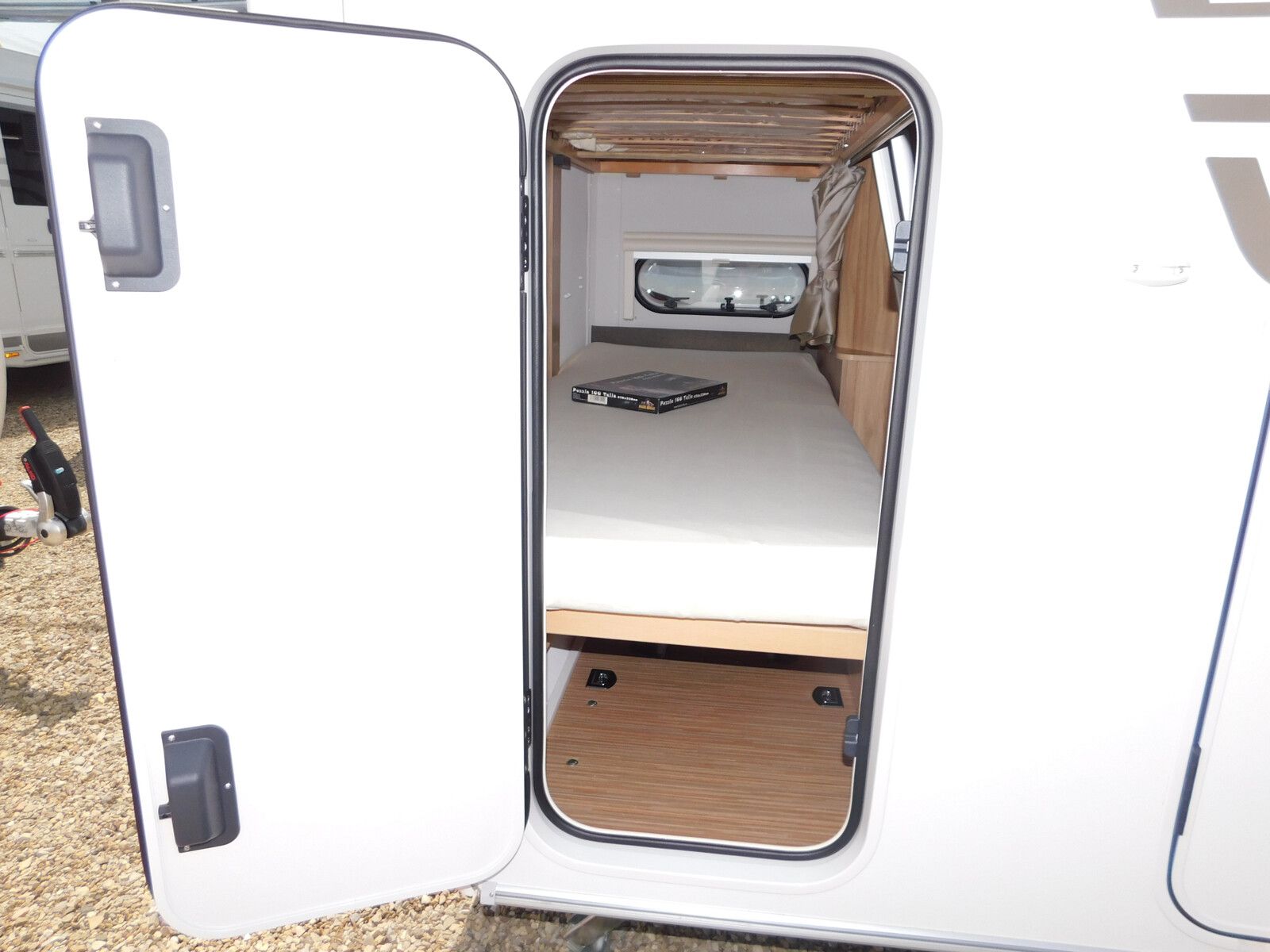 Fahrzeugabbildung HYMER / ERIBA / HYMERCAR Eriba Feeling 515 Combi4, Auflastung, Schlafdach