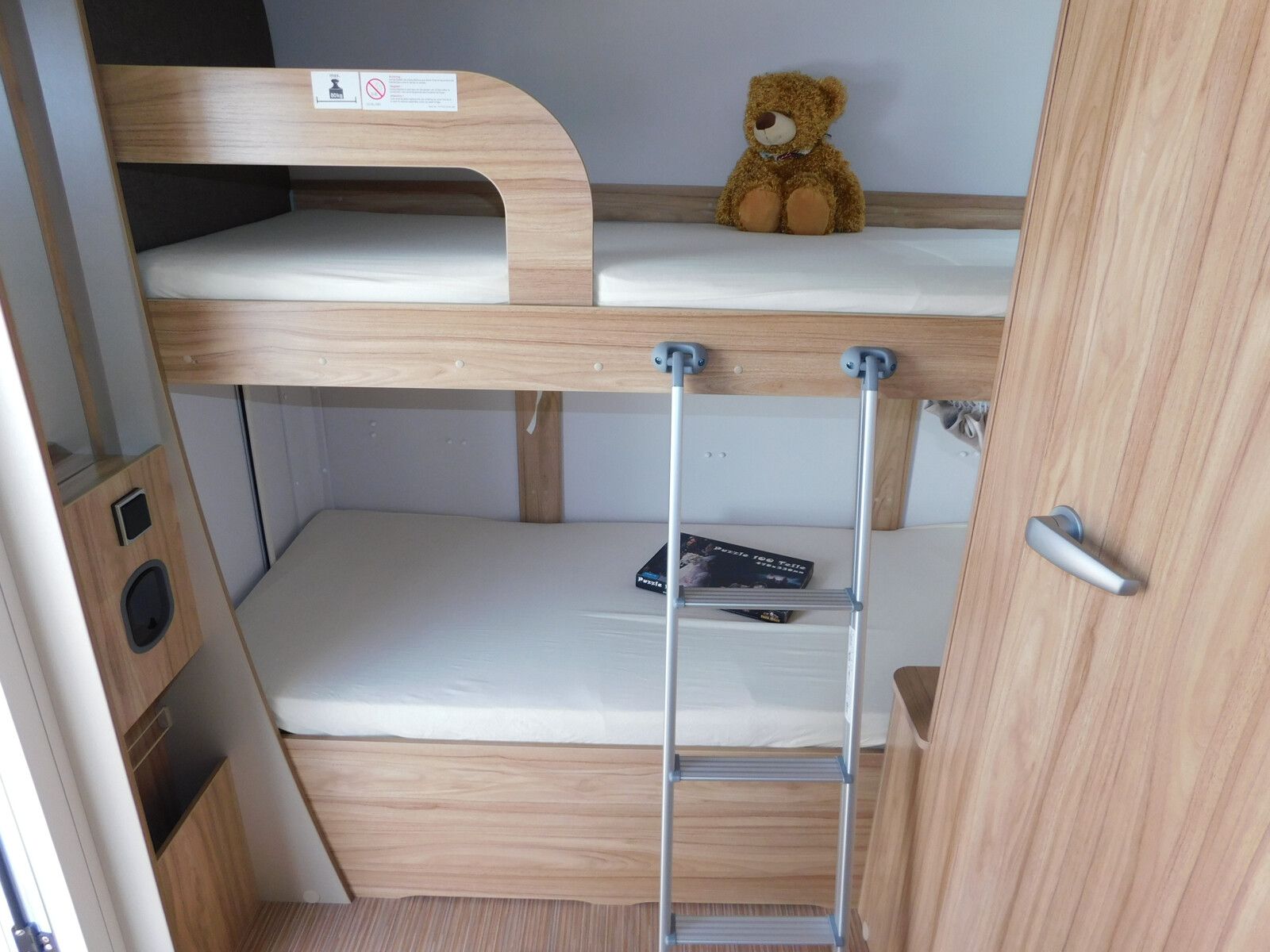 Fahrzeugabbildung HYMER / ERIBA / HYMERCAR Eriba Feeling 515 Combi4, Auflastung, Schlafdach