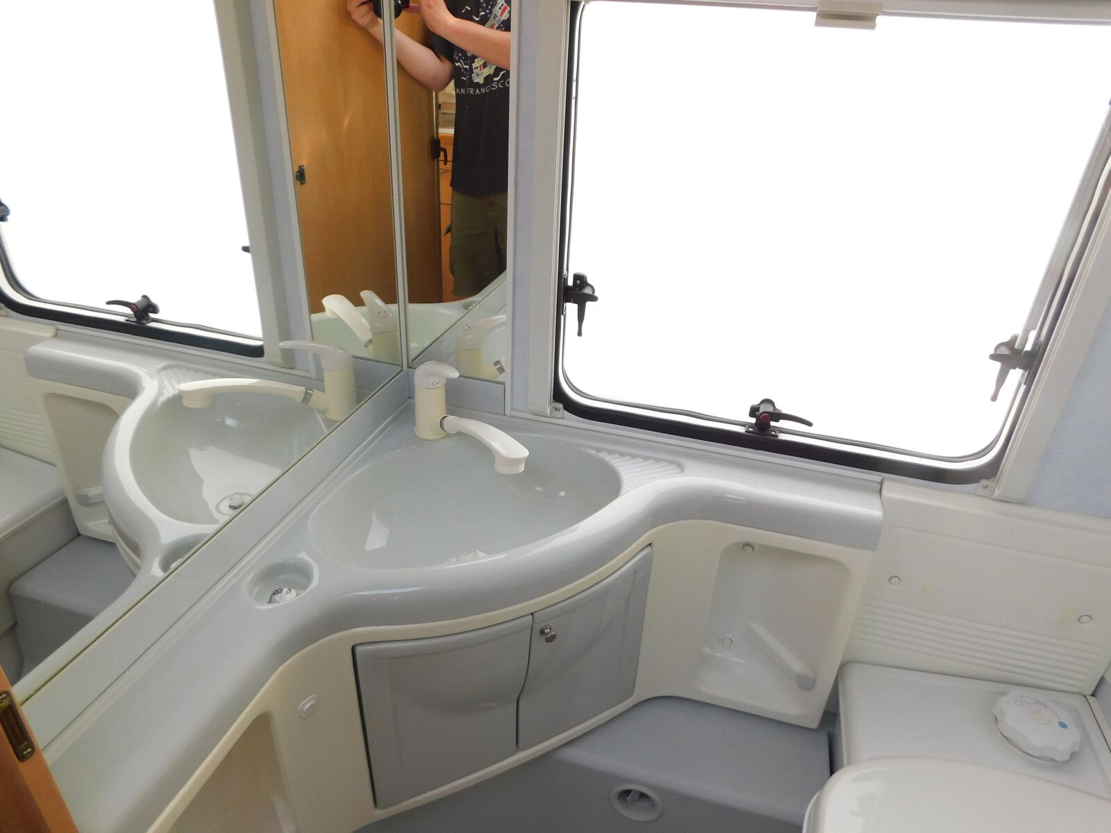 Fahrzeugabbildung Fendt Saphir 450 QB Mover, Fahrradträger