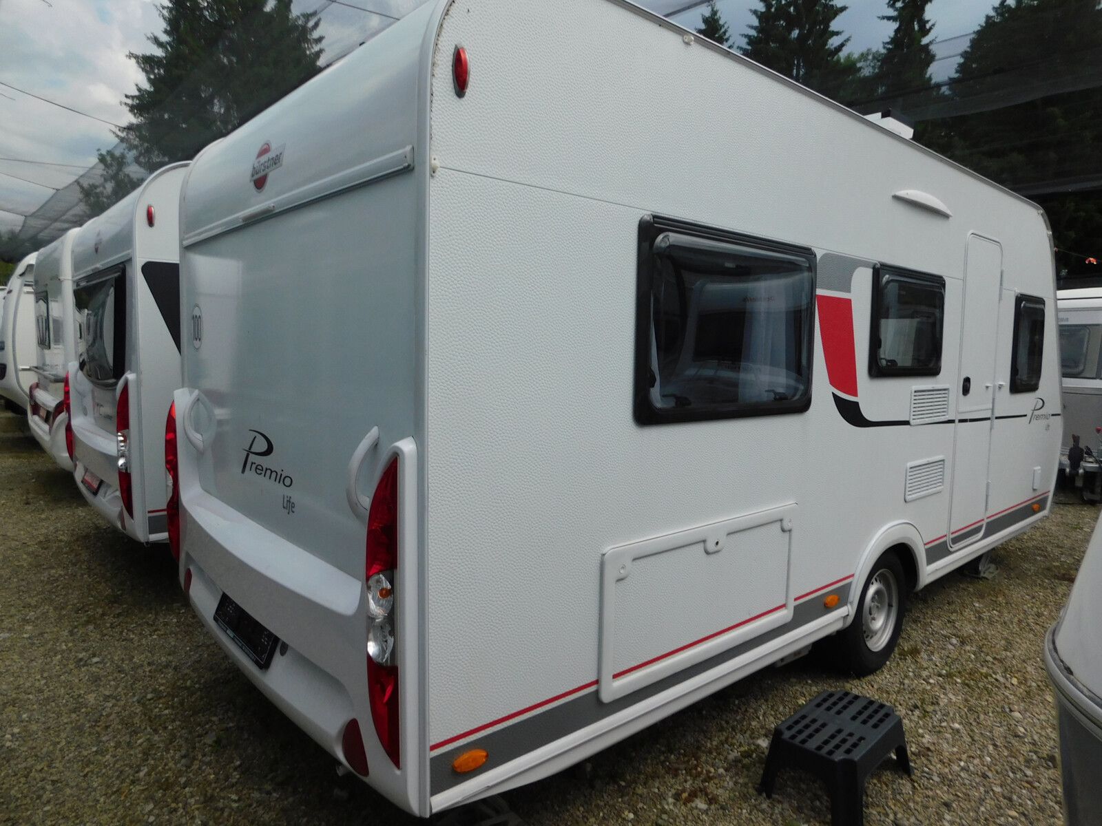 Fahrzeugabbildung Bürstner Premio Life 480 TL Mover+Sat+TV+Big-Foots+1360KG