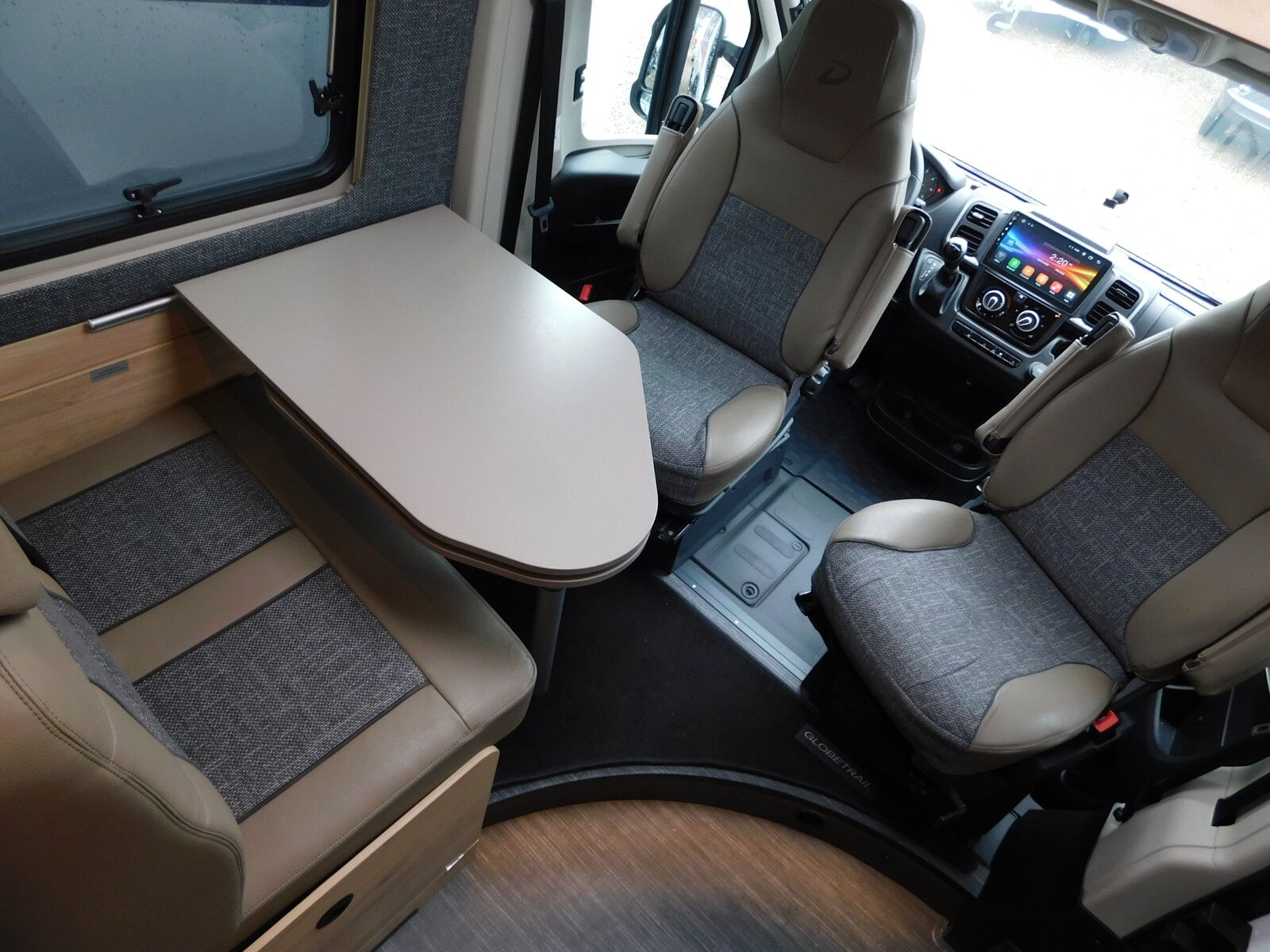 Fahrzeugabbildung Dethleffs Globetrail 640 S Automatik+90Jahrepkt+Schwenkbad