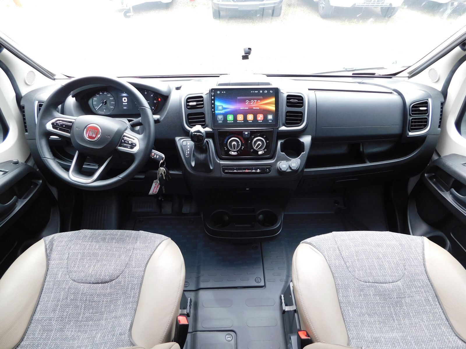 Fahrzeugabbildung Dethleffs Globetrail 640 S Automatik+90Jahrepkt+Schwenkbad