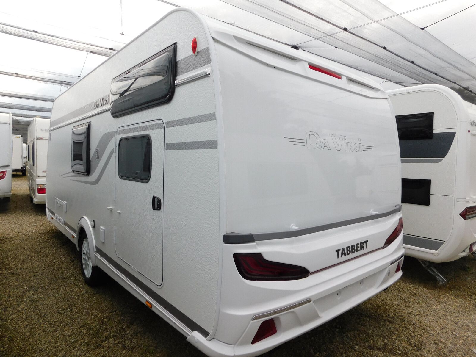 Fahrzeugabbildung Tabbert Da Vinci 500 KD Außenklappe Stockbett + 2T Achse